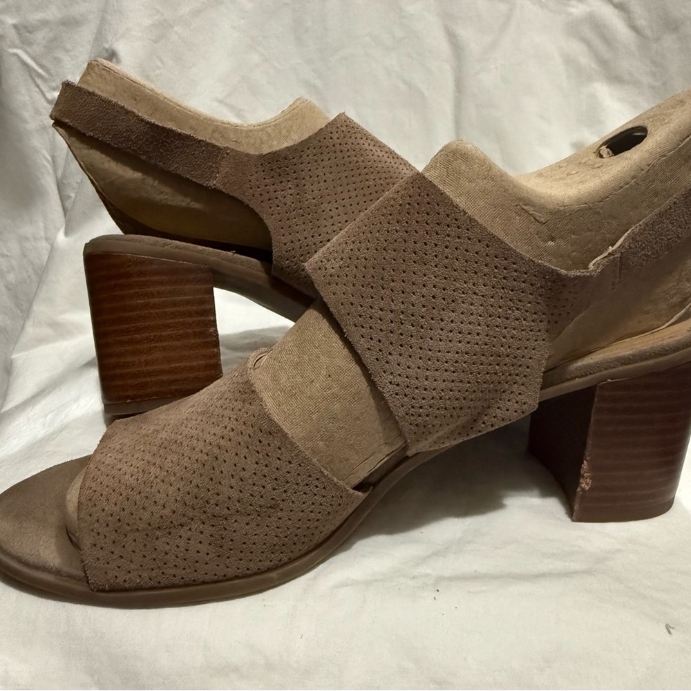 Franco Sarto block heel sandals - Picture 5 of 9